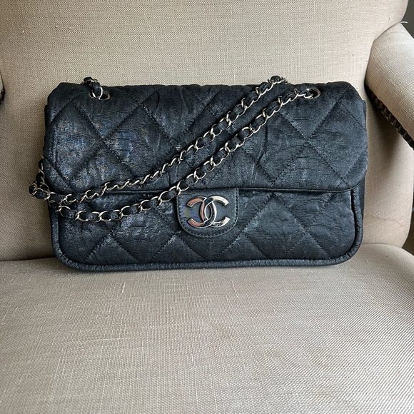 CHANEL Handbags - Chanel Le Marais quilted flap chain bag second hand